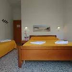 ホテル Hotel Mariblu